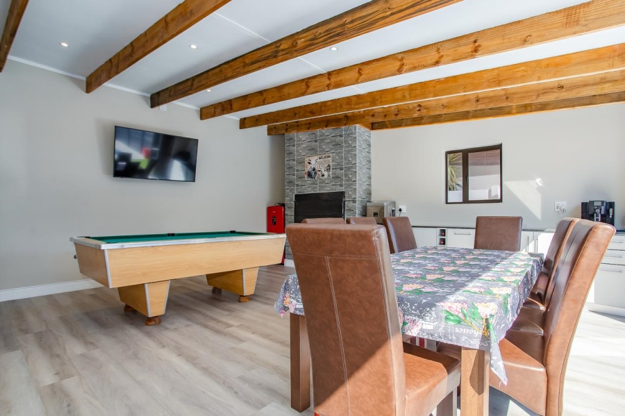 4 Bedroom Property for Sale in Paarl North Western Cape